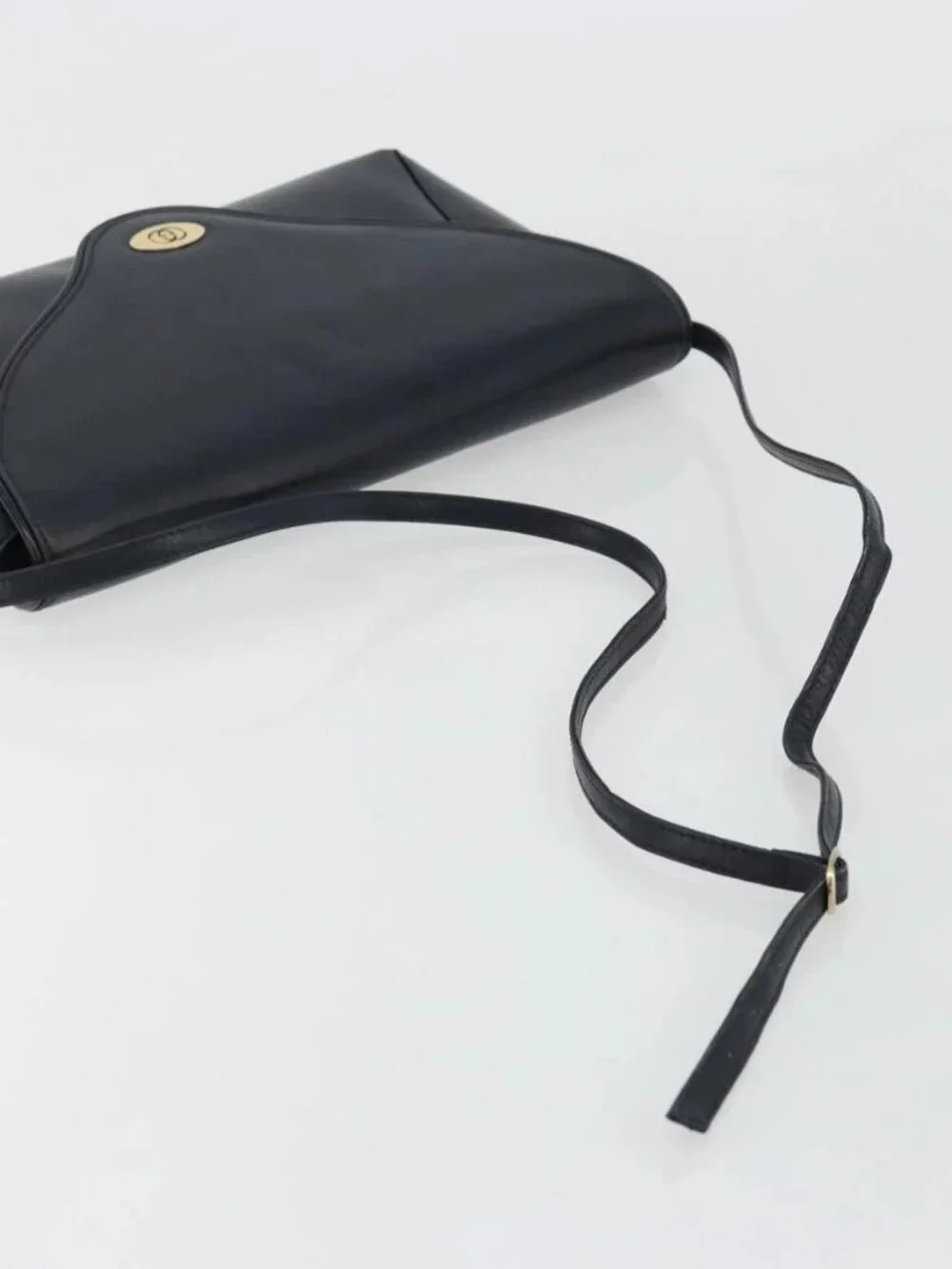 GUCCI Old Shoulder Bag Leather Navy Gold Auth